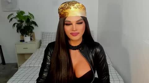 ANGELA online show from 01/20/25, 04:32