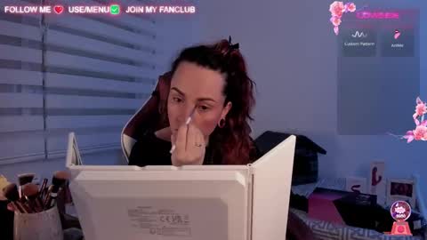 I WILL BE BACK ON WEDNESDAY DECEMBER 4 0100AM COLOMBIA TIME    online show from 03/01/25, 05:09