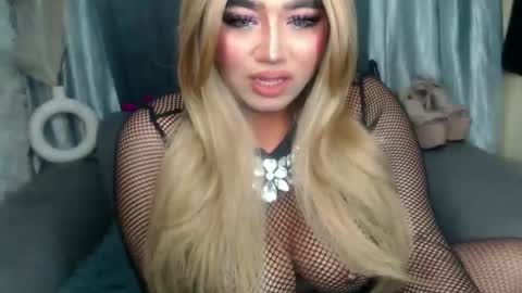 dominant10inchcock online show from 11/27/25, 07:27