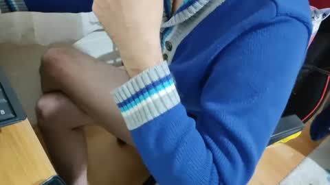 Snapshot of dominantboy77 chatting on 02/06/25, 01:49 dominantboy77 online show from 02/06/25, 01:49