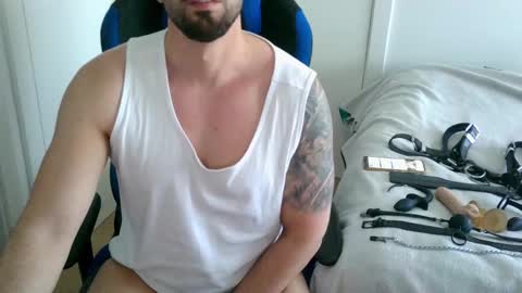 DominatedTitan online show from 04/03/26, 12:25