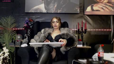 Dominatrix Eve online show from 02/07/25, 09:26