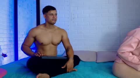 Dominc berry online show from 02/25/25, 12:47