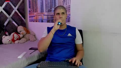 DOMI online show from 03/04/26, 03:12