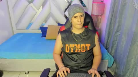 DOMI online show from 03/05/26, 04:19