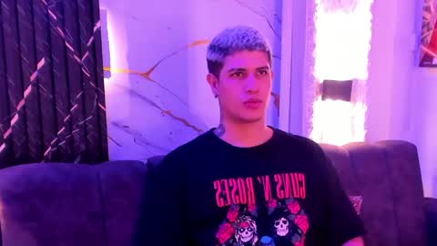 DOMI online show from 05/02/26, 03:22