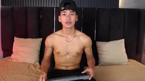 Dominic online show from 09/30/25, 09:53