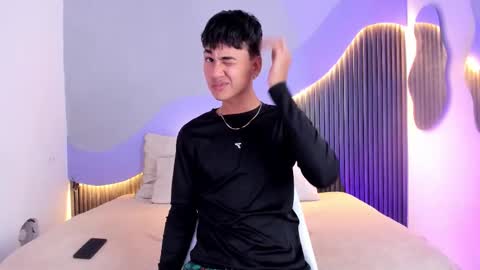 Snapshot of dominic_ghost chatting on 11/07/25, 04:12 Dominic online show from 11/07/25, 04:12