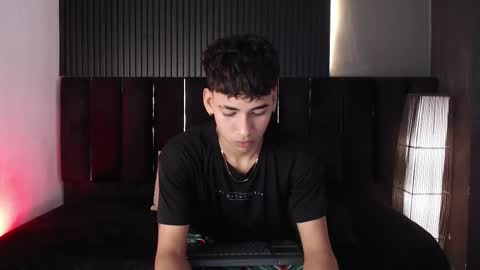 Snapshot of dominic_ghost chatting on 11/13/25, 03:38 Dominic online show from 11/13/25, 03:38