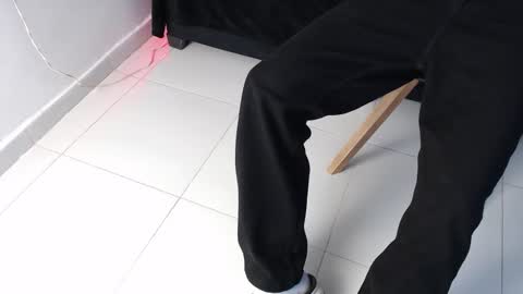 Snapshot of dominic_ghost chatting on 12/21/25, 03:35 Dominic online show from 12/21/25, 03:35