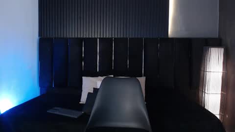 Snapshot of dominic_ghost chatting on 01/09/26, 01:19 Dominic online show from 01/09/26, 01:19