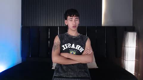 Snapshot of dominic_ghost chatting on 01/11/26, 01:32 Dominic online show from 01/11/26, 01:32