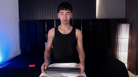 Snapshot of dominic_ghost chatting on 02/24/26, 01:25 Dominic online show from 02/24/26, 01:25