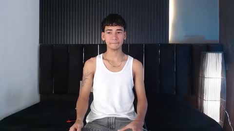 Snapshot of dominic_ghost chatting on 02/26/26, 12:20 Dominic online show from 02/26/26, 12:20