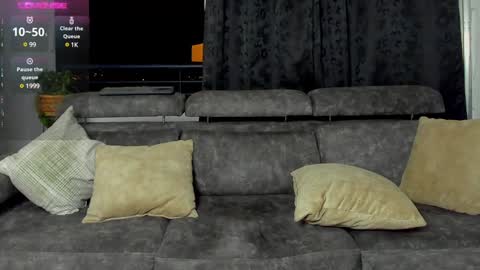 SANTI  independent model online show from 01/17/25, 05:11