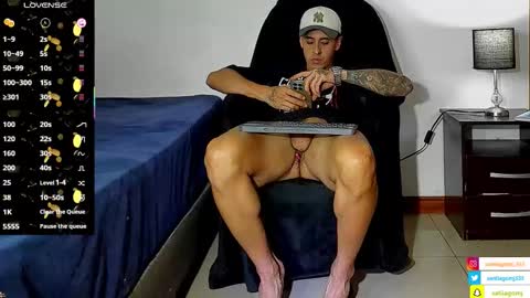 Snapshot of dominic_joness chatting on 02/25/26, 01:48 SANTI independent model online show from 02/25/26, 01:48