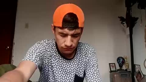 Snapshot of dominic_radccliffe chatting on 12/29/24, 04:51 Your real love online show from 12/29/24, 04:51