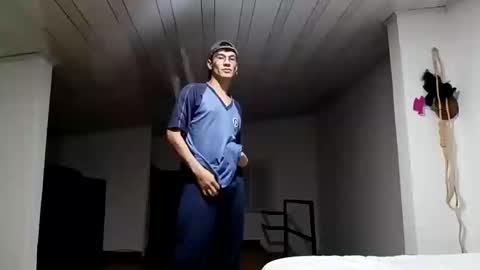 Snapshot of dominic_radccliffe chatting on 01/11/25, 01:37 Your real love online show from 01/11/25, 01:37