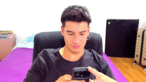 Snapshot of dominic_radccliffe chatting on 10/12/25, 06:07 Your real love online show from 10/12/25, 06:07