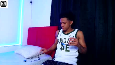 dominic_smith_ online show from 10/31/25, 10:55