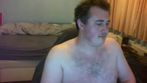 dominicb03 online show from 09/08/25, 10:42
