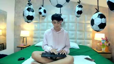 DOMINIC  online show from 06/13/26, 07:34