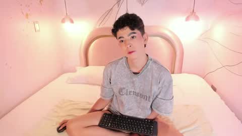 DOMINIC  online show from 06/24/26, 08:30