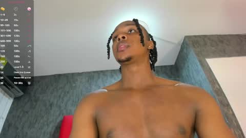 Snapshot of dominicsccott chatting on 05/16/26, 12:37 Dominicscott online show from 05/16/26, 12:37