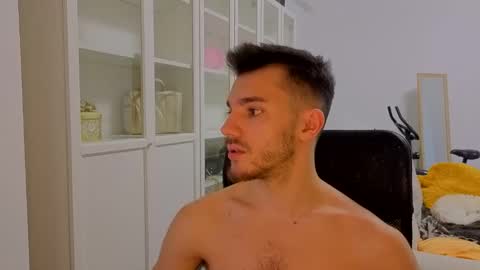 dominicvalente online show from 02/08/26, 09:51