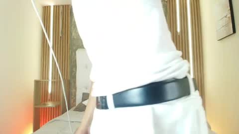 Dominik online show from 04/04/26, 08:28