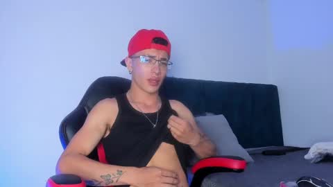 Dominik online show from 04/13/26, 06:19