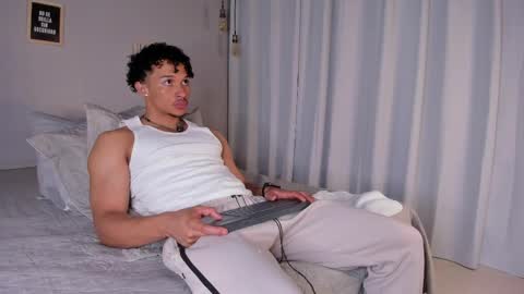 Dominik Drake online show from 04/08/26, 02:06