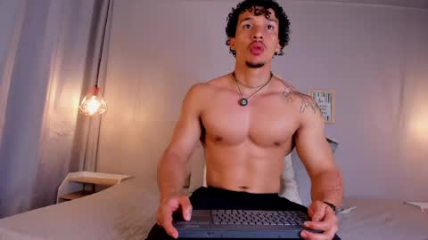 Dominik Drake online show from 05/22/26, 02:08