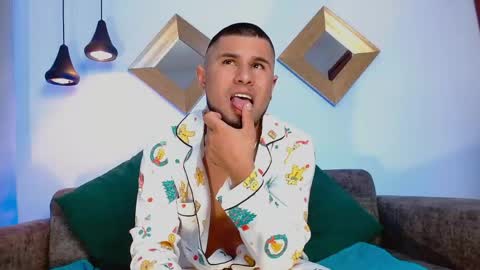 Dominik online show from 05/11/26, 11:35