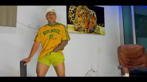 Only fans Ronnie col---InstaRonniecolleman  online show from 02/09/26, 12:47