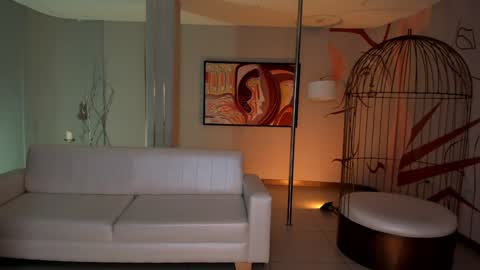 Dominique online show from 01/30/25, 11:45