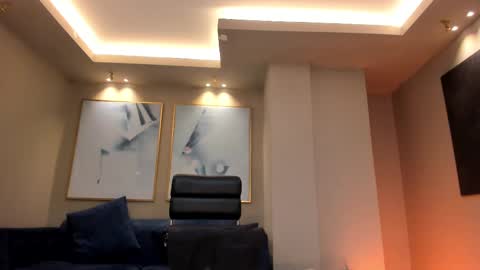 Dominique online show from 03/09/25, 02:50