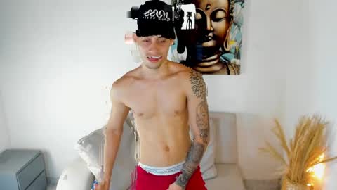 dominyck_ online show from 04/02/26, 11:24
