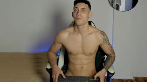 dominyck_ online show from 05/21/26, 05:58
