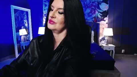 Snapshot of dommelisa chatting on 07/12/26, 08:44 Dom Melisa online show from 07/12/26, 08:44
