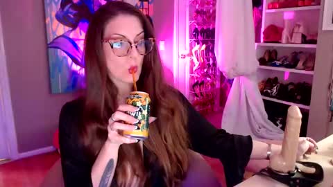 DommeTomorrow online show from 01/07/25, 06:05