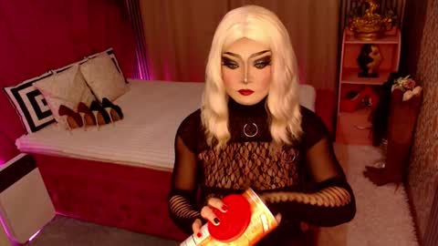 Snapshot of domtrans4sub chatting on 12/23/24, 09:40 online show from 12/23/24, 09:40