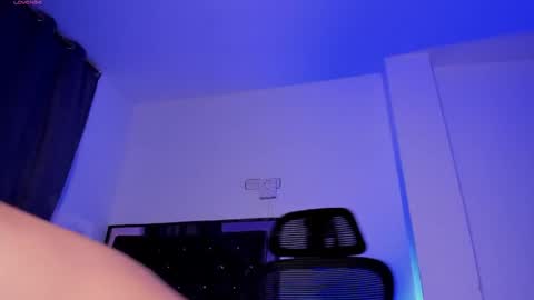 Donat Independent Model online show from 06/01/26, 04:47