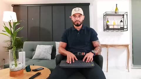 Victor online show from 09/14/25, 02:44