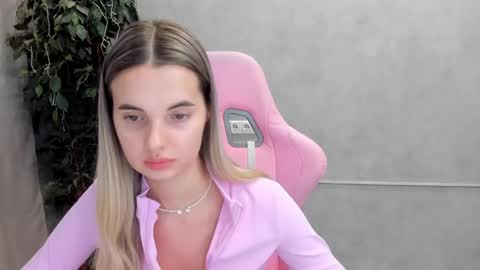 Donna On GMT2 Mon-Fri 3-9 AM online show from 02/26/25, 03:21