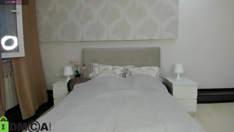 Donna On GMT2 Mon-Fri 3-9 AM online show from 03/29/26, 11:49