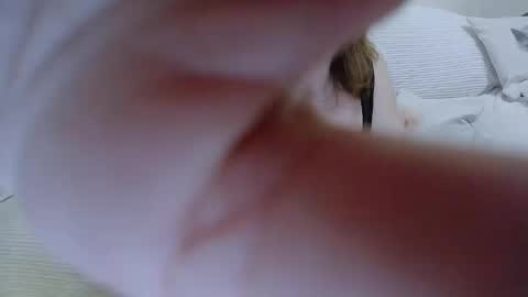 Snapshot of donnadoll4u chatting on 02/18/25, 05:10 Erica online show from 02/18/25, 05:10