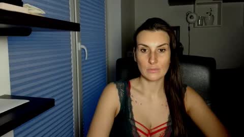 DonnaLive online show from 02/05/26, 03:27