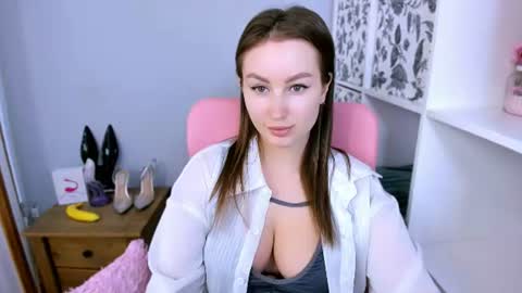 DonnaSensual online show from 07/18/26, 12:09