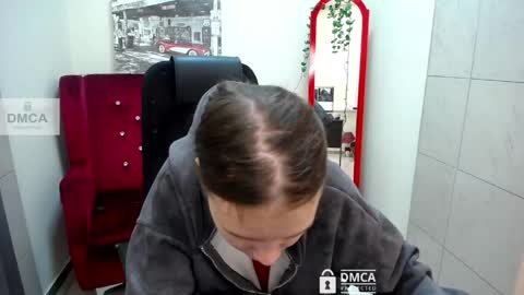 Sia online show from 04/27/26, 12:14